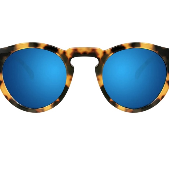 Illesteva Leonard tortoise sunglasses